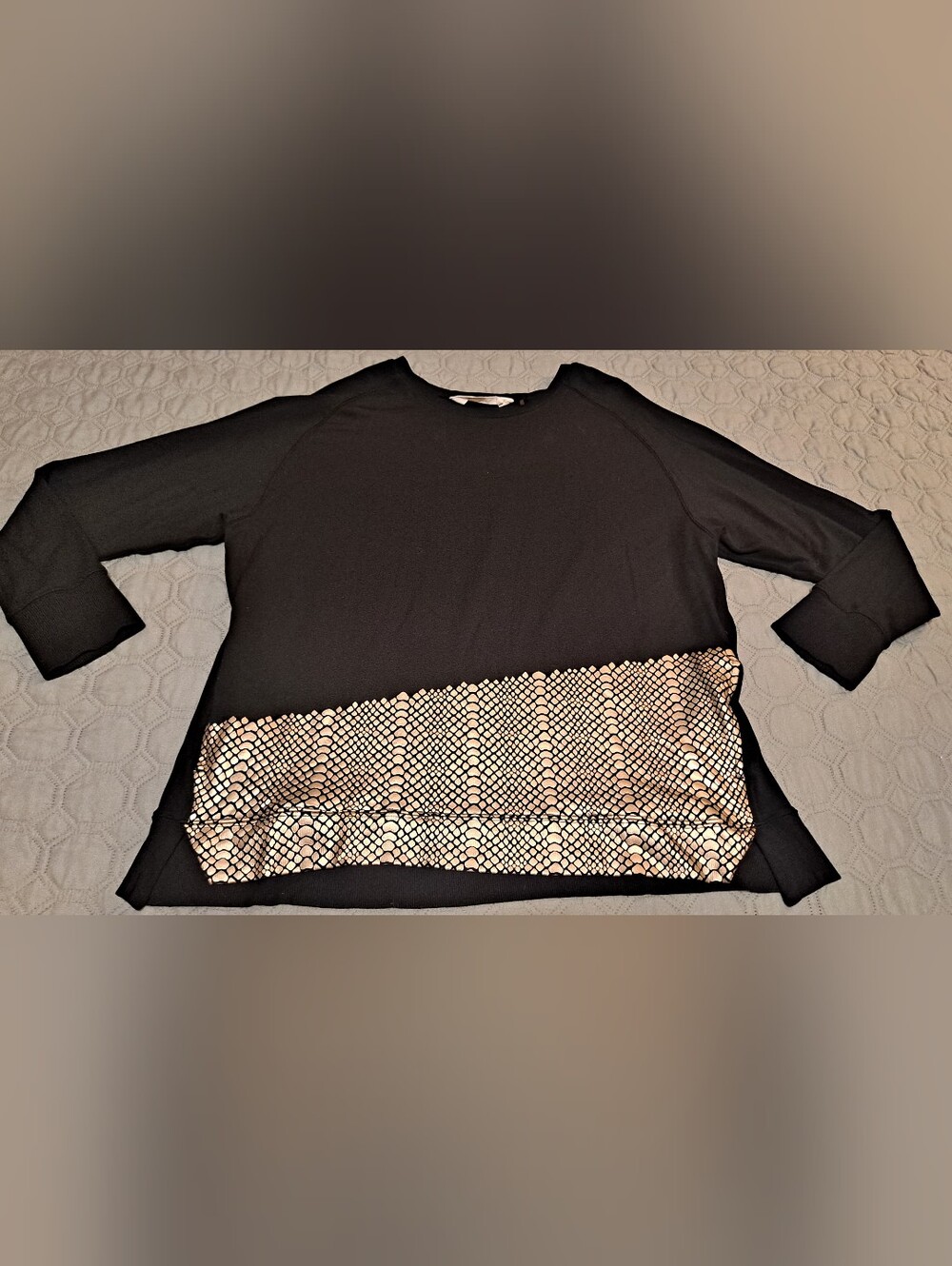 Tavi Women’s Black Long-Sleeve Top with Metallic Snake Pattern Sz M